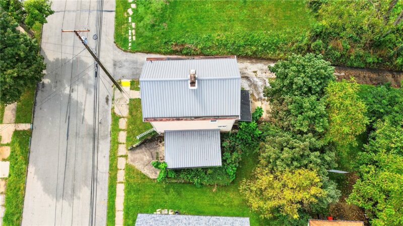 407 Stanton St — photo 4