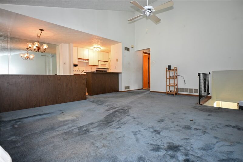 105 Williamsburg Drive — photo 5