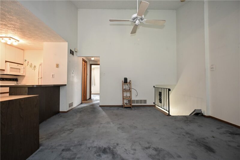 105 Williamsburg Drive — photo 6