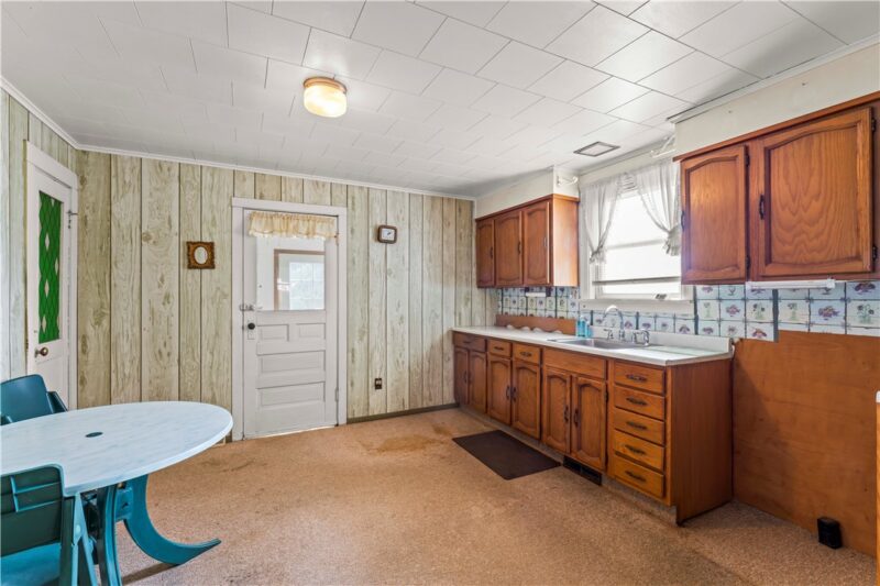 230 Mcclain St — photo 7