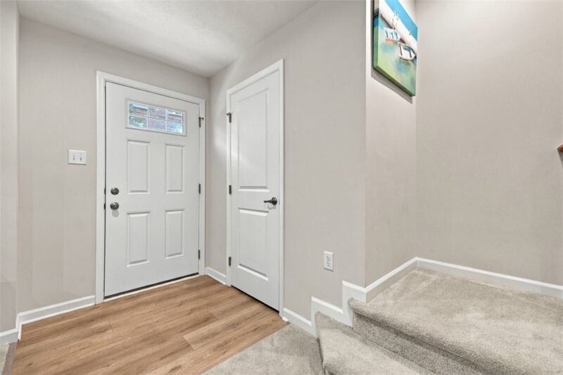 318 Abacot Way — photo 4