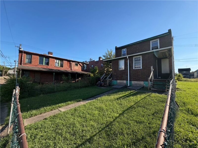 106 Meadow St — photo 2