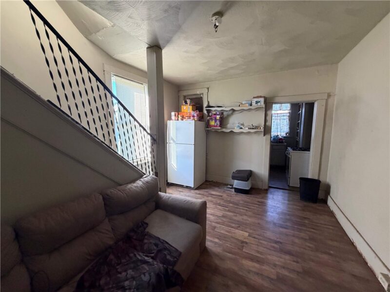 106 Meadow St — photo 6