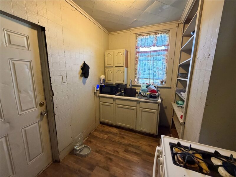 106 Meadow St — photo 7
