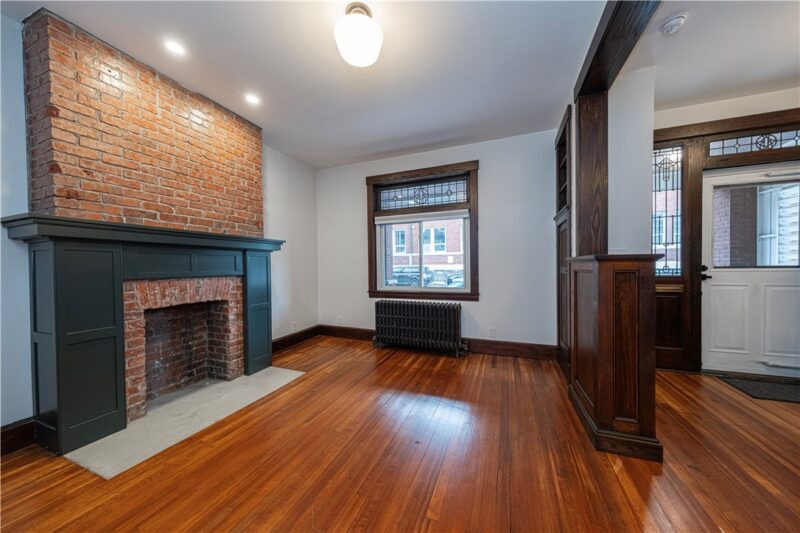 1406 Lowrie St — photo 4