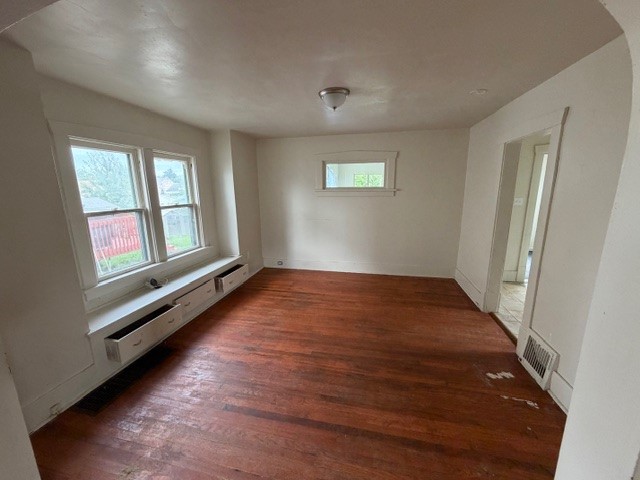 519 Wengler Ave — photo 5