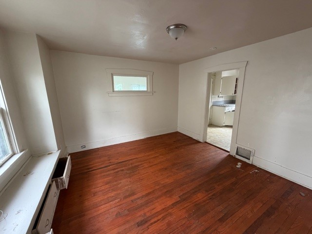 519 Wengler Ave — photo 7