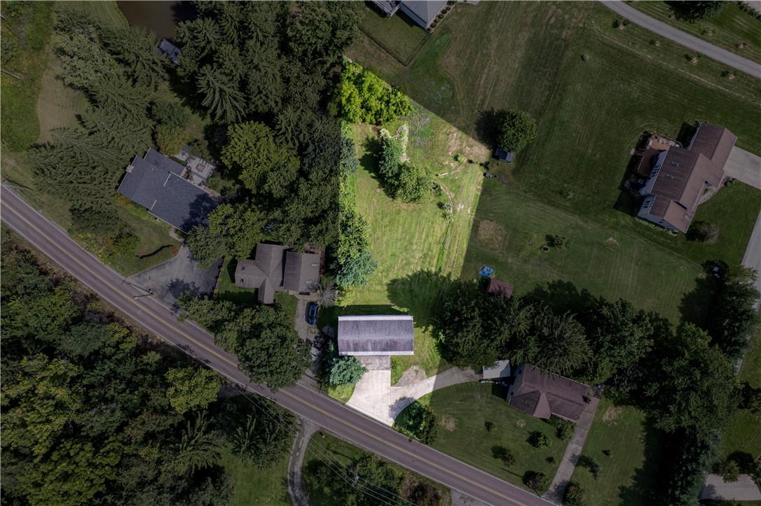 238 White School Rd — photo 1
