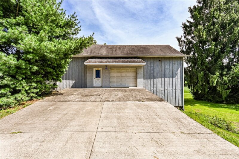 238 White School Rd — photo 4