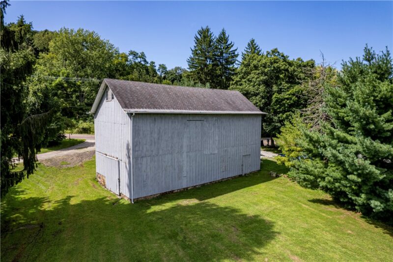 238 White School Rd — photo 5