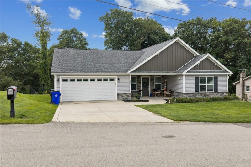 170 Kermiet Dr — photo 2