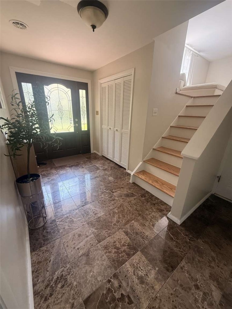14 Redgrave Dr — photo 7