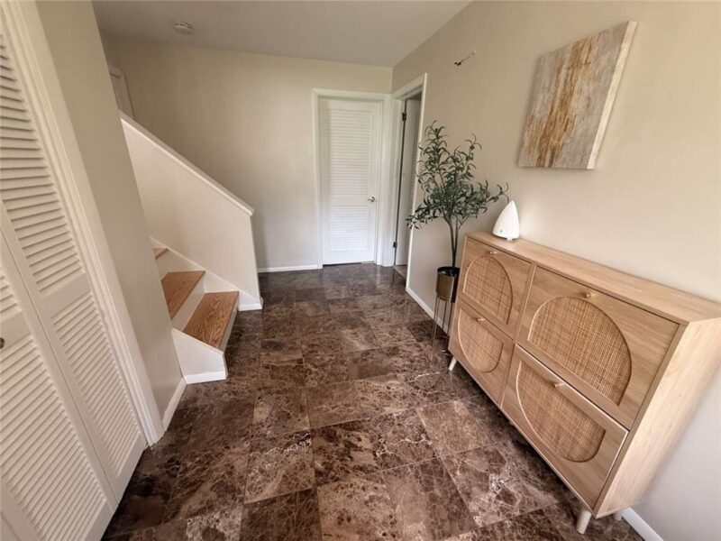 14 Redgrave Dr — photo 8