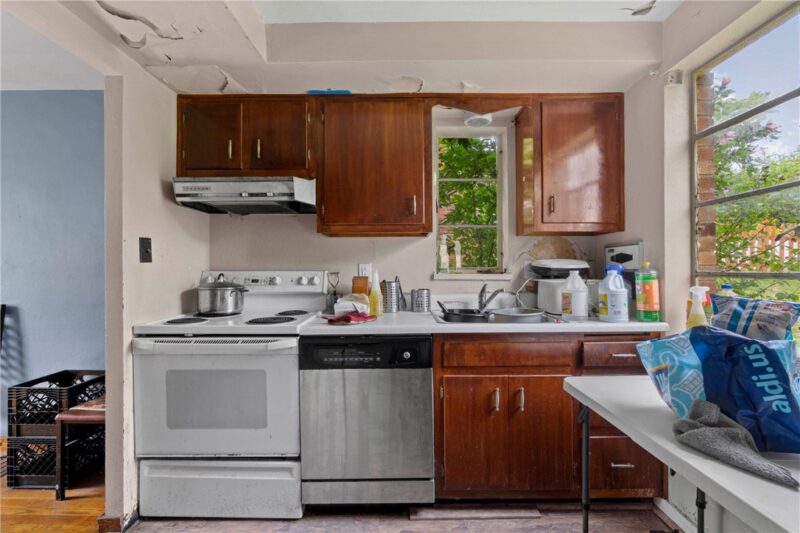 125 Burton Dr — photo 8