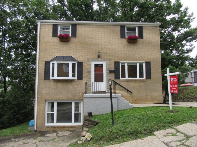 200 Koegler Avenue — photo 3