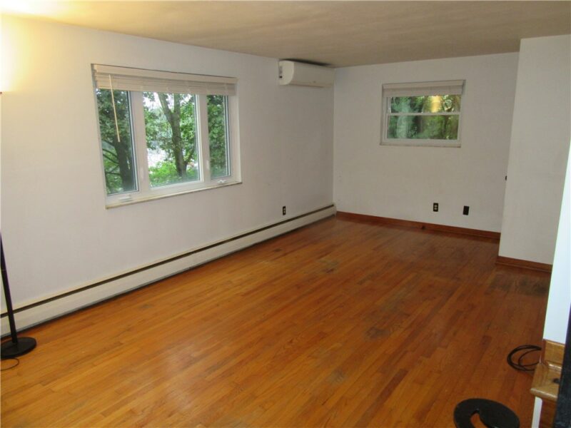 200 Koegler Avenue — photo 6