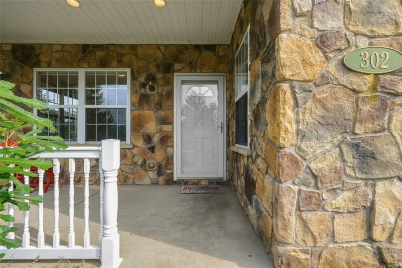 302 Saddlebrook Road — photo 3