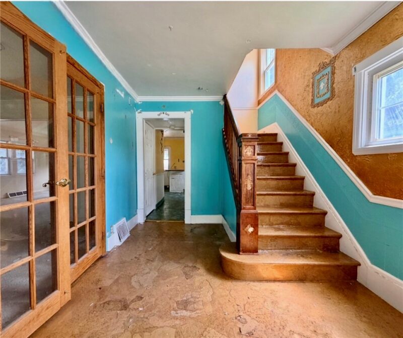 1300 Union Ave — photo 4