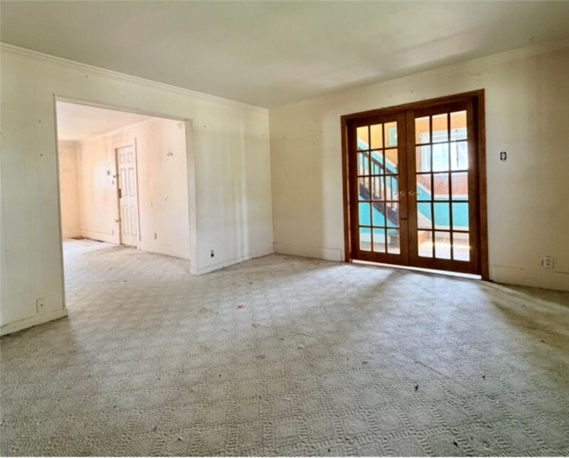 1300 Union Ave — photo 6