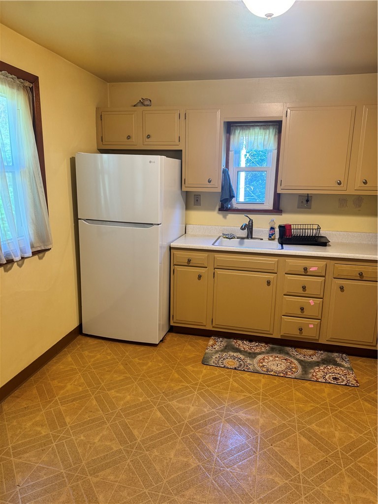 350 Roosevelt Rd — photo 2