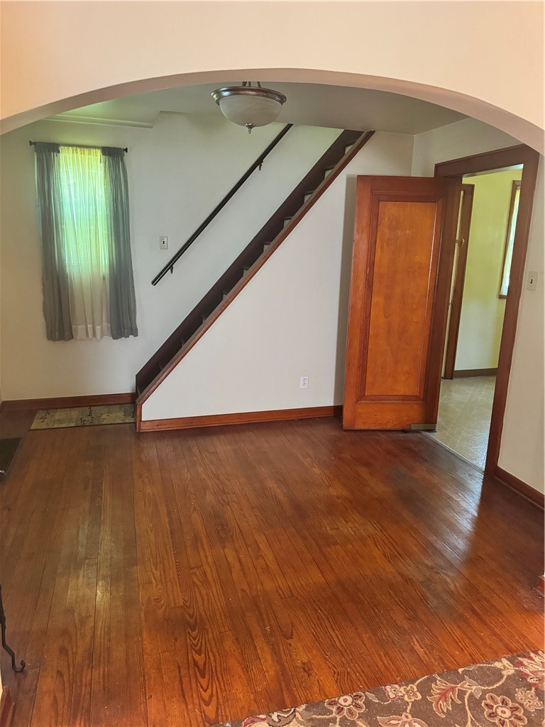 350 Roosevelt Rd — photo 5