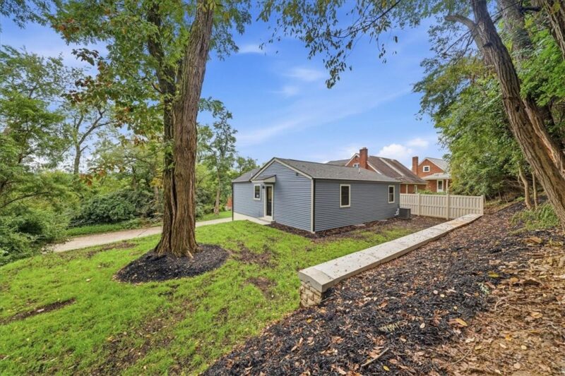 343 Thomas Street — photo 2