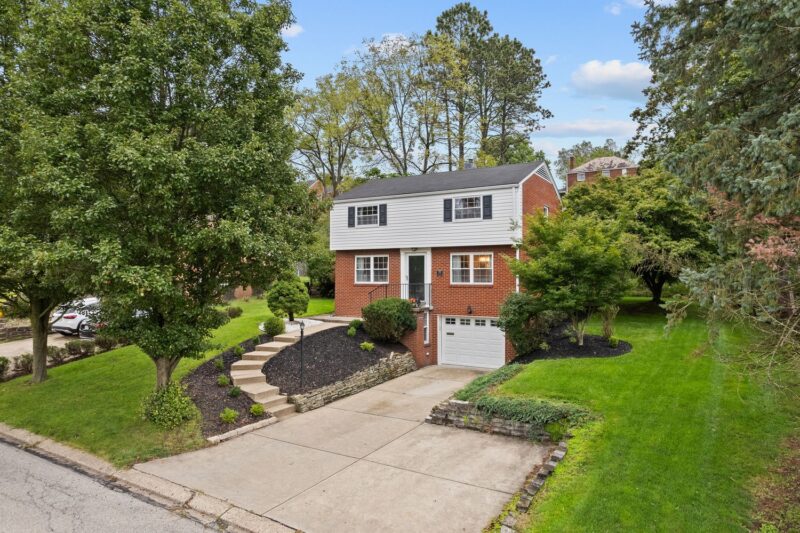 600 Arbor Lane — photo 3
