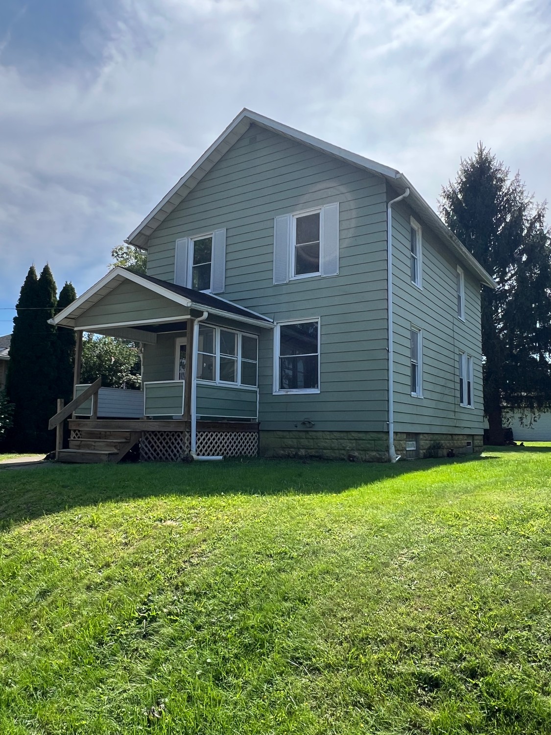 420 E FAIRMONT AVENUE — photo 1