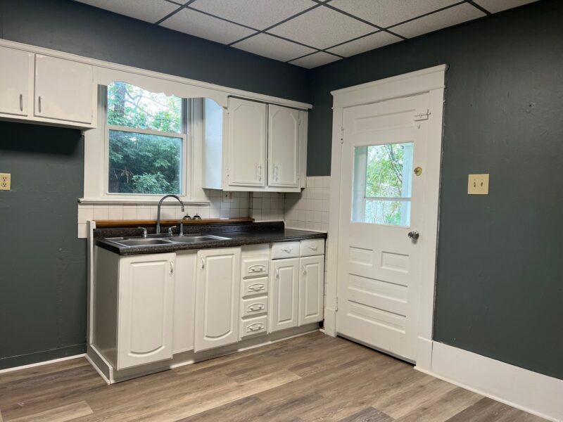 420 E FAIRMONT AVENUE — photo 4