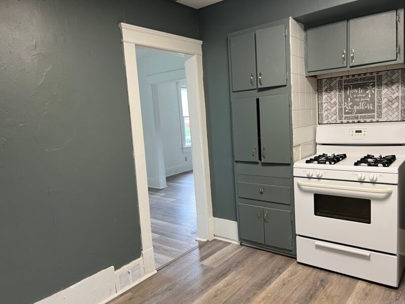420 E FAIRMONT AVENUE — photo 5