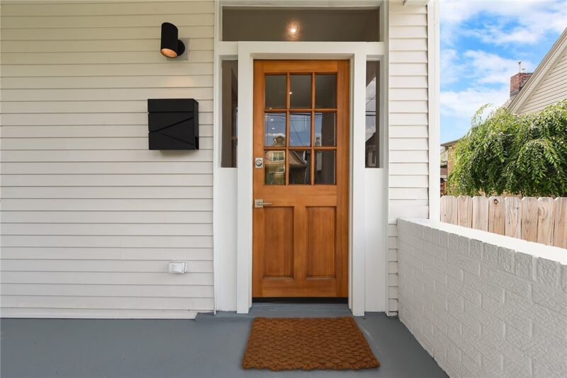 115 W Miller Ave — photo 4