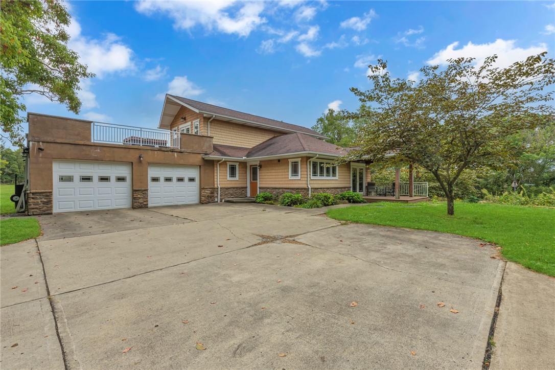 407 Pleasant Drive — photo 1