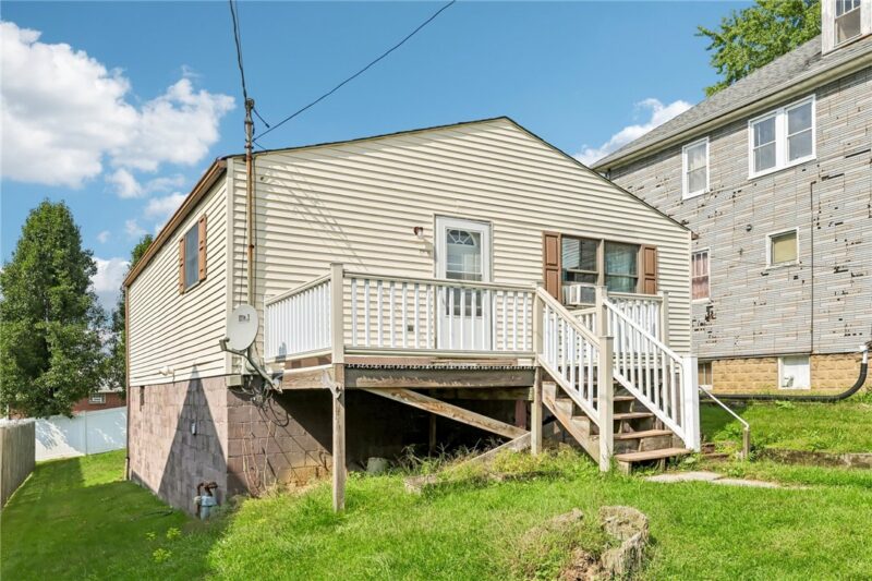 1638 Hancock AVENUE — photo 5