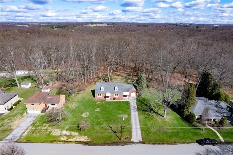 125 Merritt DRIVE — photo 4