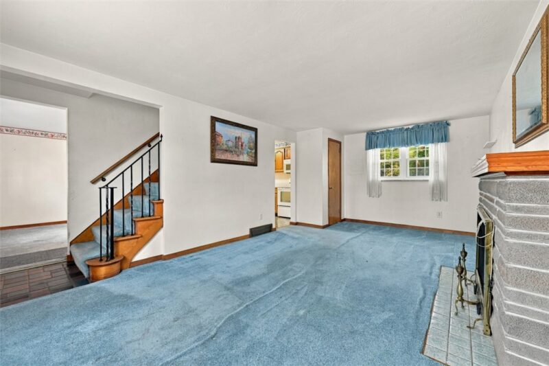 255 W Steuben St — photo 8