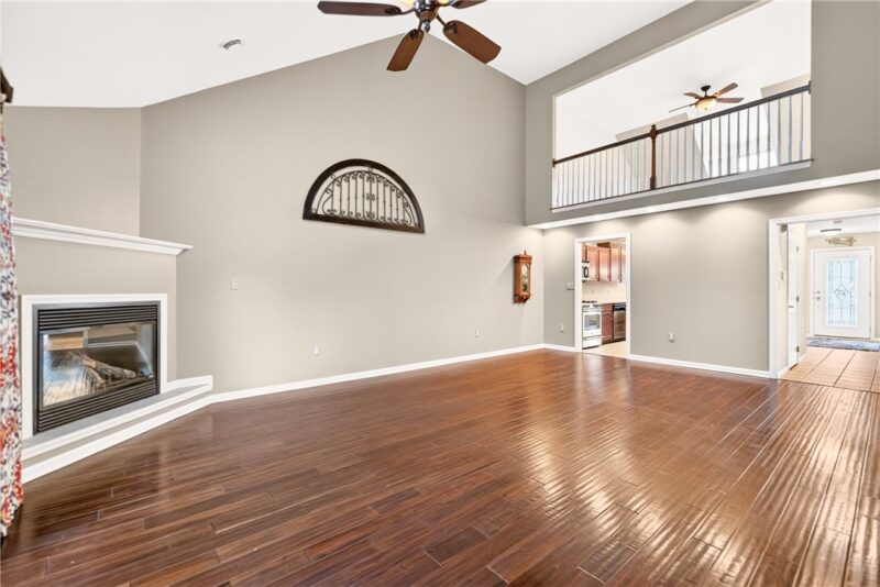 4326 Harlin Dr — photo 4