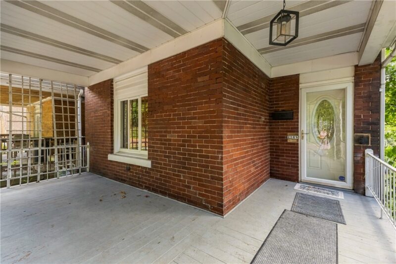 2368 Buena Vista St — photo 2