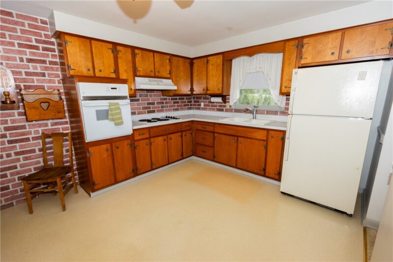 419 Oxford Dr — photo 8
