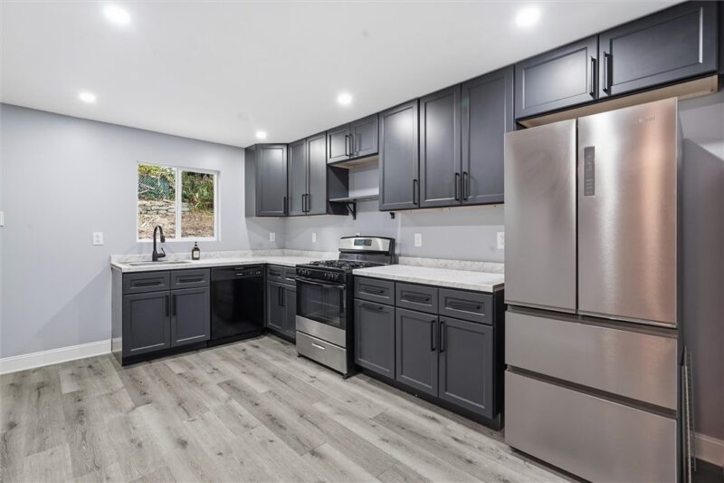 668 Rodi Rd — photo 7