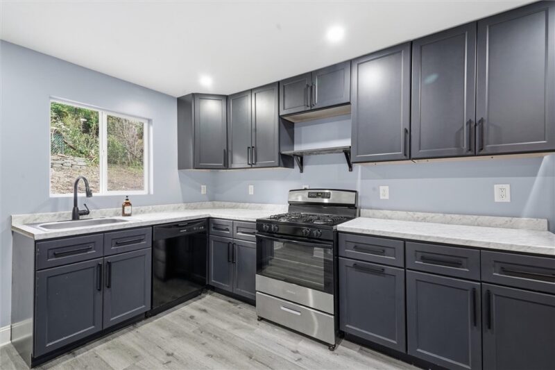 668 Rodi Rd — photo 8