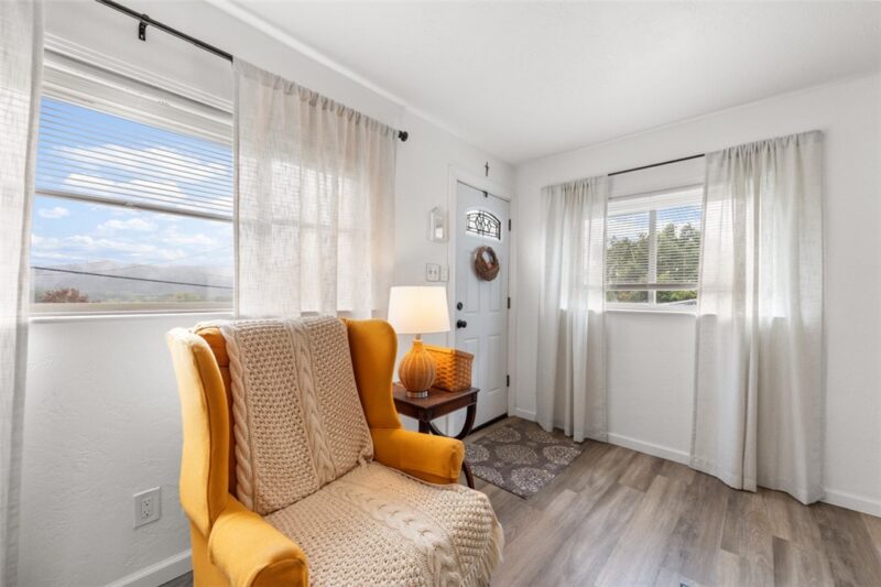 341 Short St — photo 4
