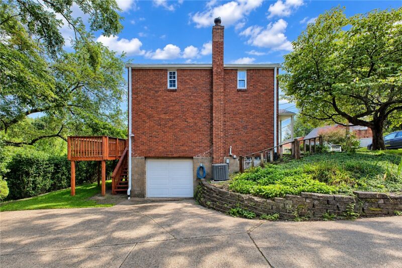 929 Roland Road — photo 4
