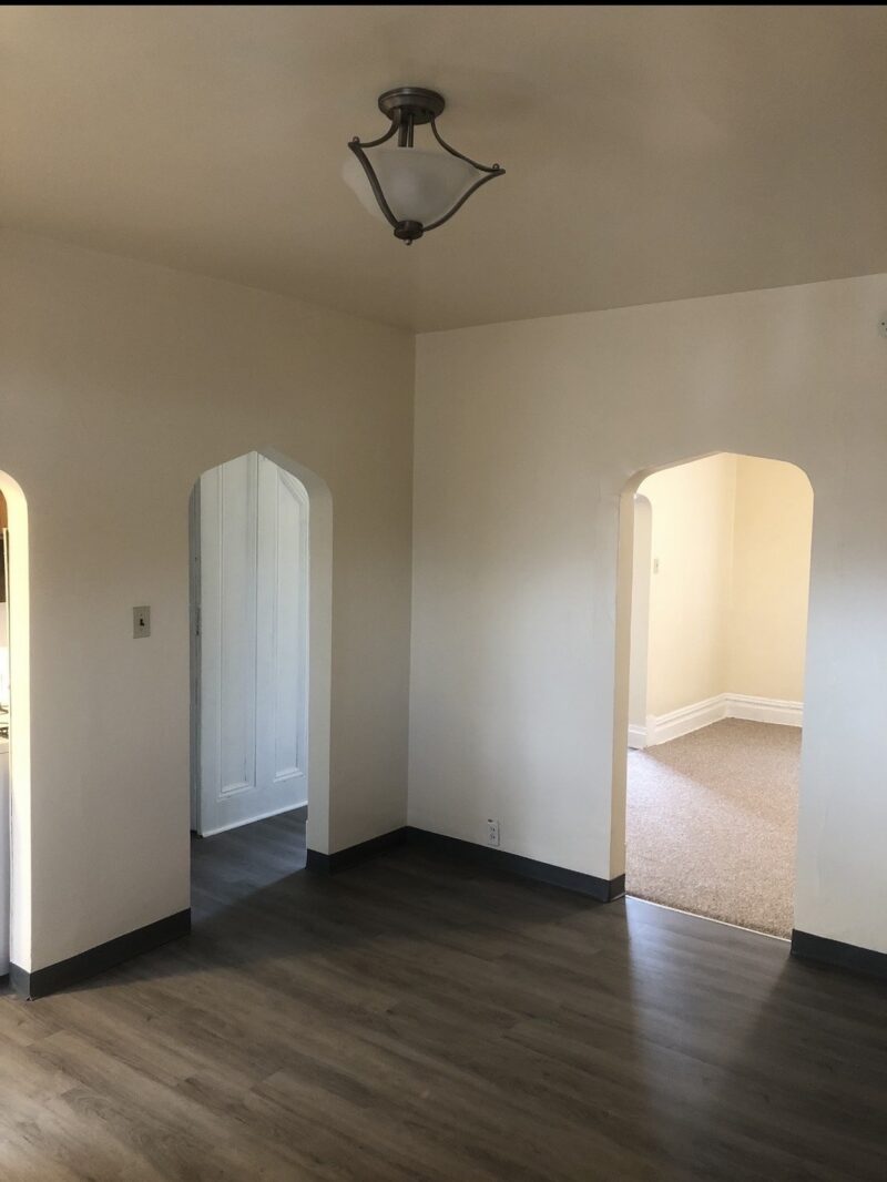 1521 Arlington AVENUE — photo 3