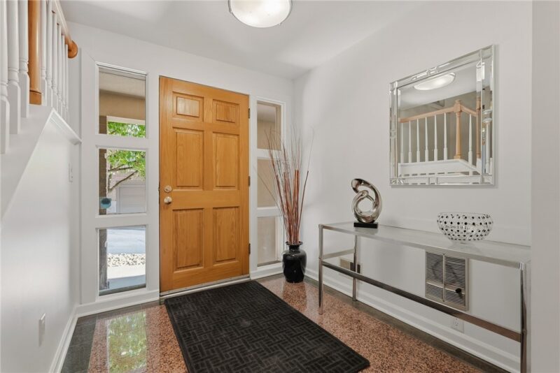 207 N Woodland Rd — photo 4