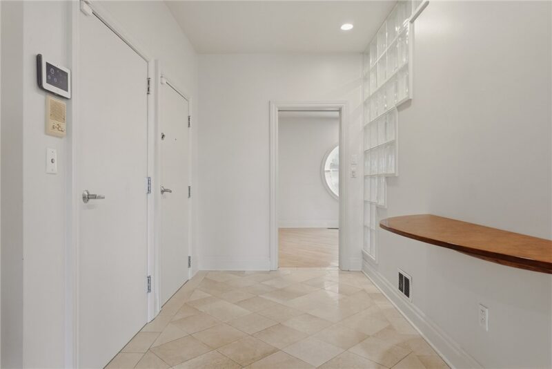 207 N Woodland Rd — photo 7