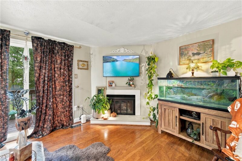 817 Elm Ct — photo 8