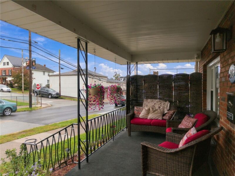 804 Highland Ave — photo 3