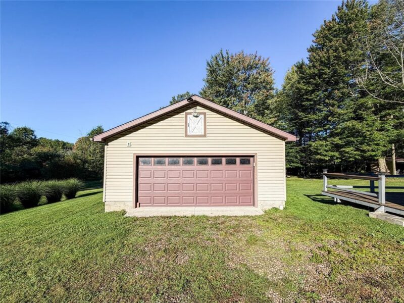 15307 Conaway Dr — photo 2