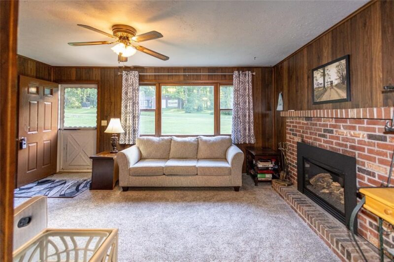 15307 Conaway Dr — photo 4