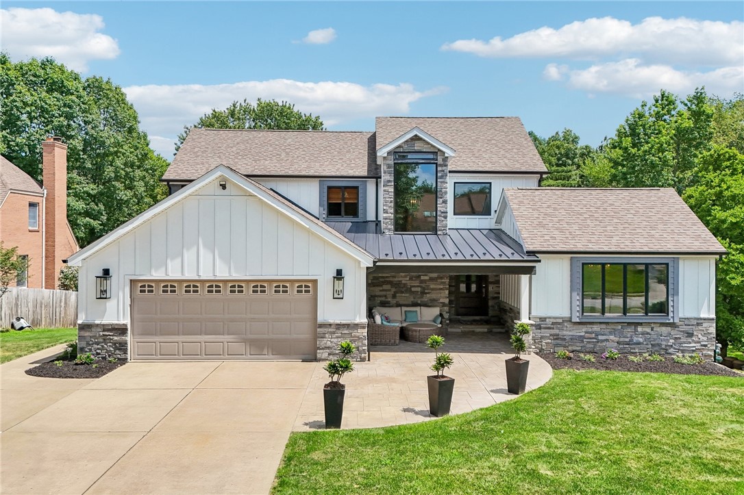 1711 Sturbridge Drive — photo 1